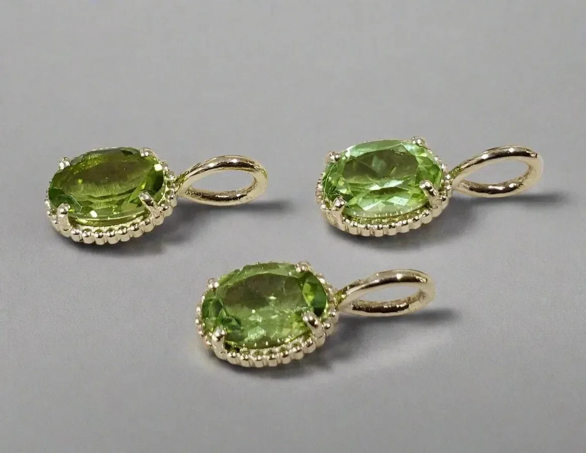 14k Gold Handmade Oval Peridot Pendant - K Jewelry Accessories