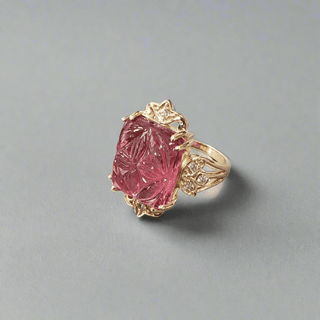 Exquisite gold ring featuring a 10.40-carat pink tourmaline gemstone