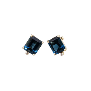 18 Karat Gold Studs Earrings Made With Blue Topaz Stones Birthstone Jewelry for Month of December