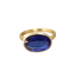 18k Gold Oval Kyanite Ring Made with Natural Blue Color Stones