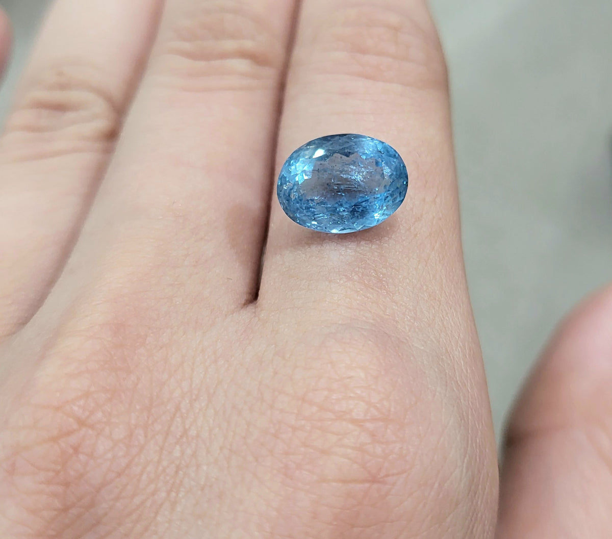 3.80 ct. Natural Blue Aquamarine Oval Shape - #AQ95