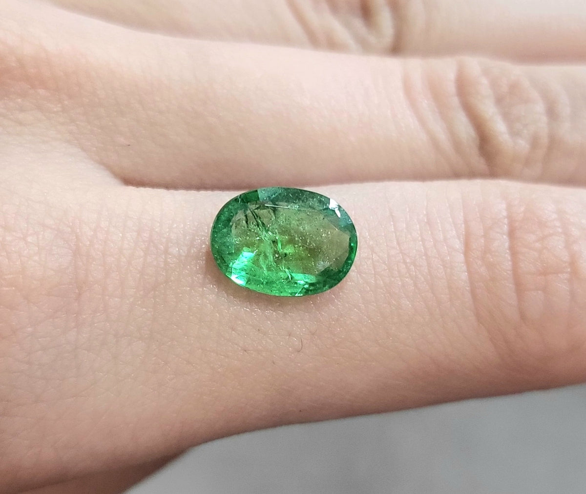 3.02 ct Natural Green Tsavorite Oval shape - #TS18