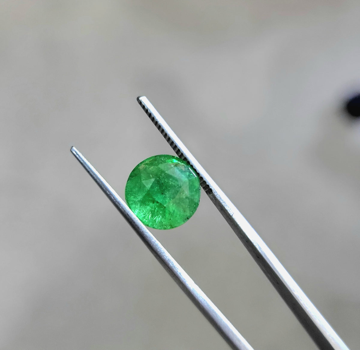 3.81 ct Natural Green Tsavorite Round shape - #TS16