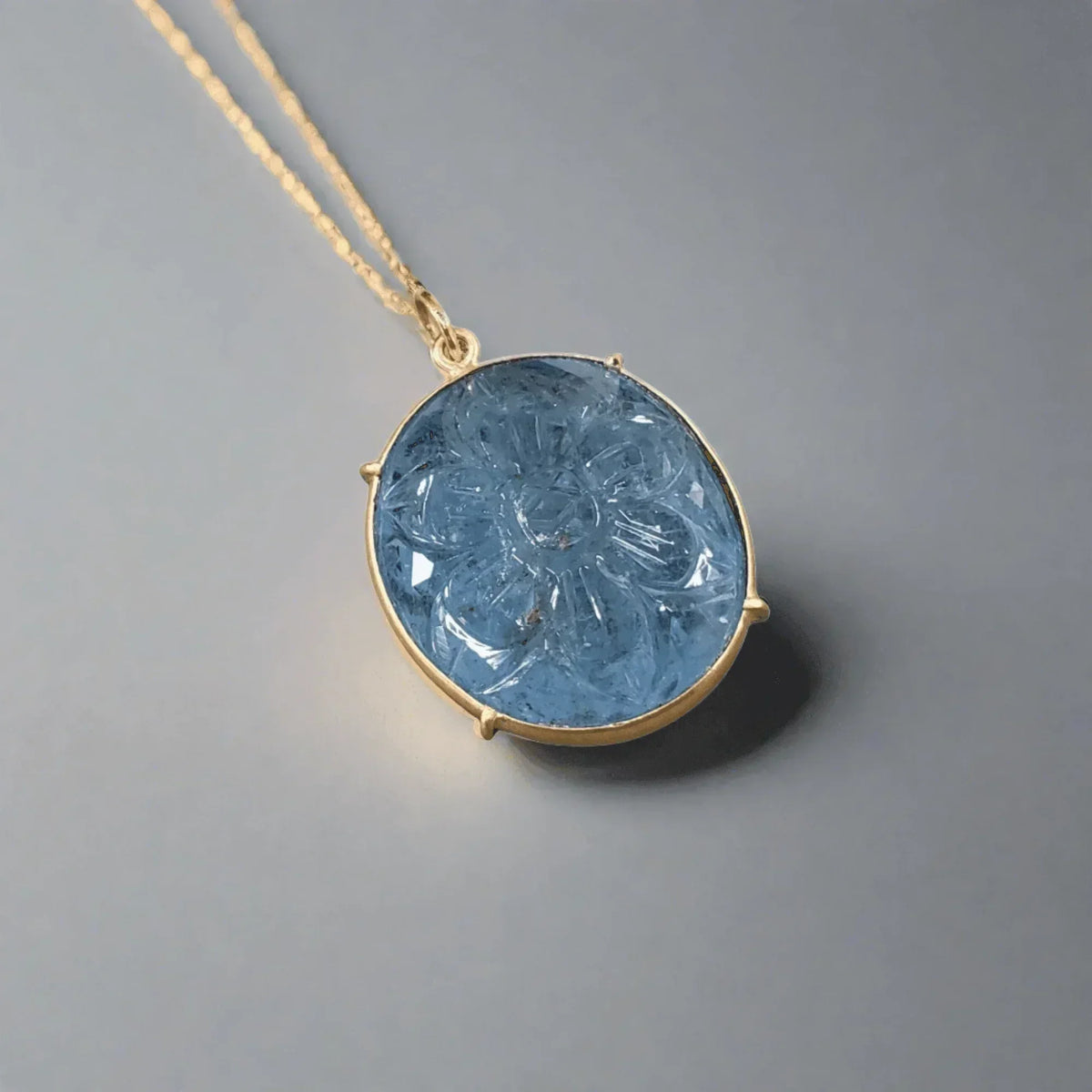 18k Gold Oval Shape Floral Carved Aquamarine - K Jewelry Accessories