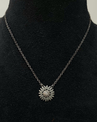 925 Silver Diamond Necklace -Minimalistic Sunflower Design - K Jewelry Accessories