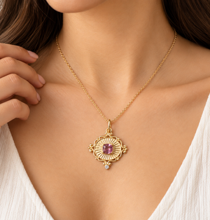 Charm spinelle rose en or 14 carats