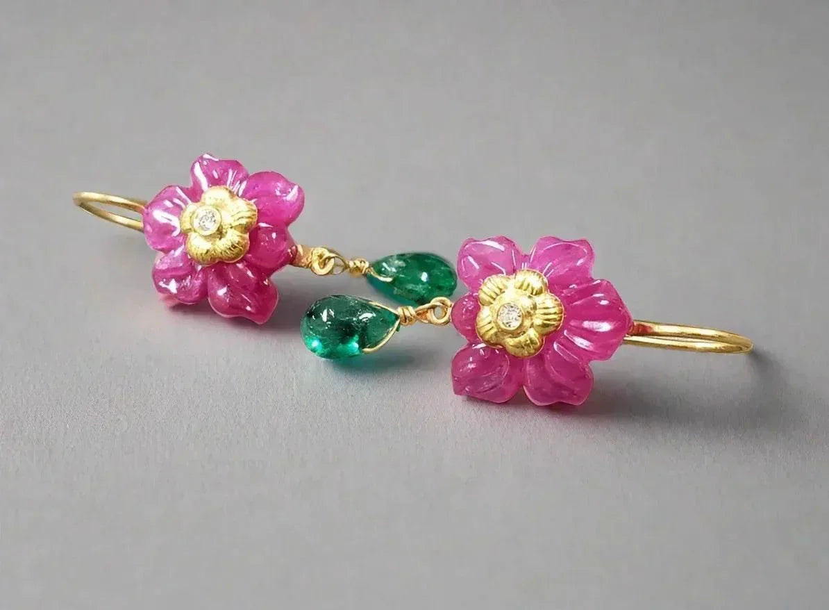 Handmade 18k Gold Ruby Carving Earrings with Diamond & Emerald - K Jewelry Accessories