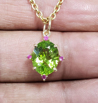 14k Gold Natural Green Peridot Pendant with Ruby - K Jewelry Accessories