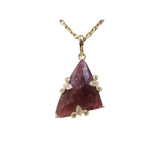 Twilight Jewel, Vintage Style Triangular Pendant in 14k Gold - K Jewelry Accessories