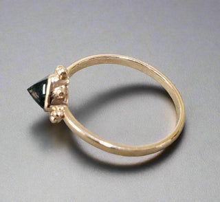 14k Gold Sugar Loaf Emerald Ring - K Jewelry Accessories