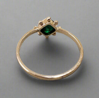 14k Gold Sugar Loaf Emerald Ring - K Jewelry Accessories