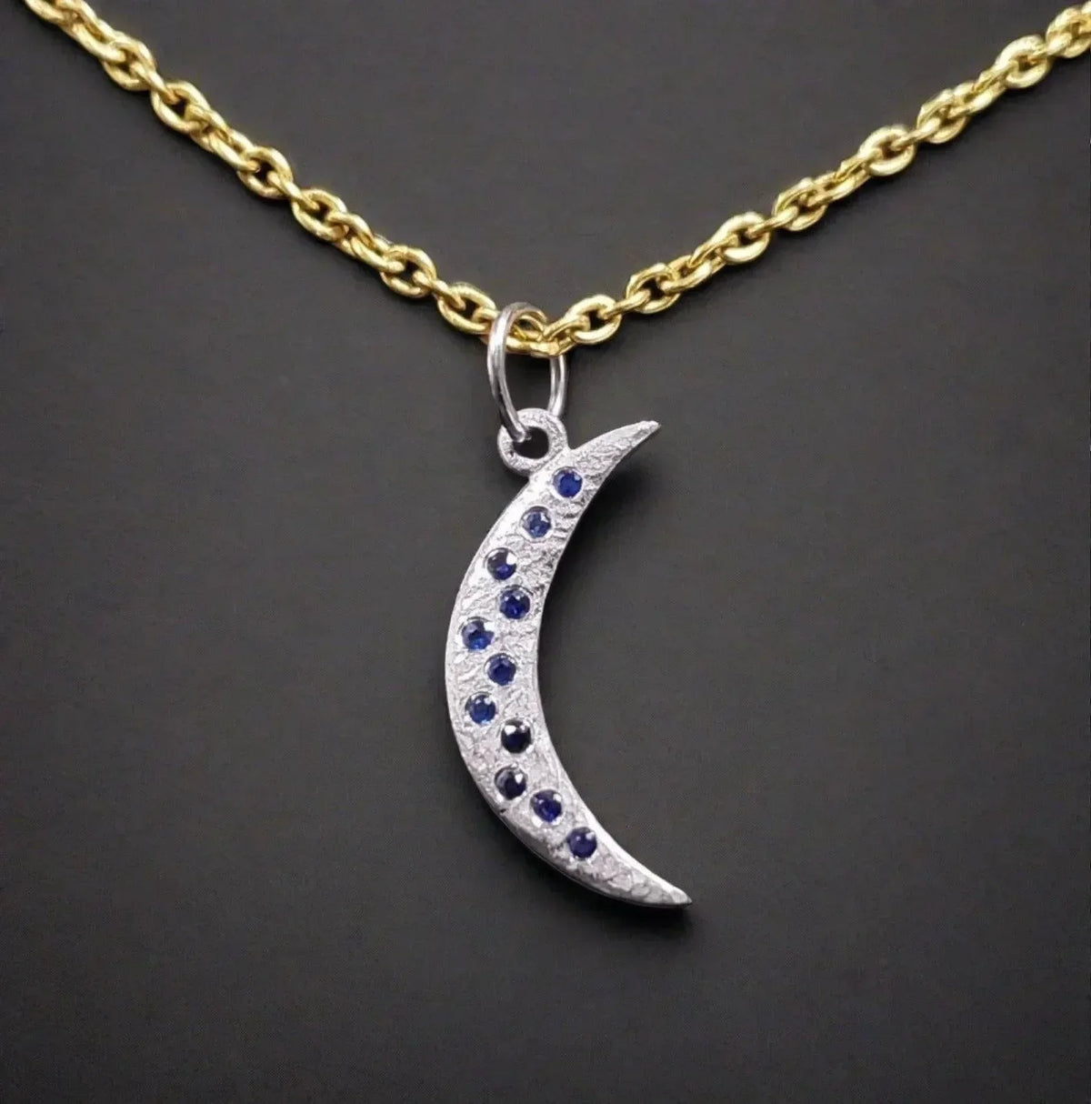 14k White Gold Blue Sapphire Moon Pendant - K Jewelry Accessories