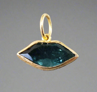 18k Gold Blue Tourmaline Lips Pendant: Handmade Gemstone Jewelry - K Jewelry Accessories