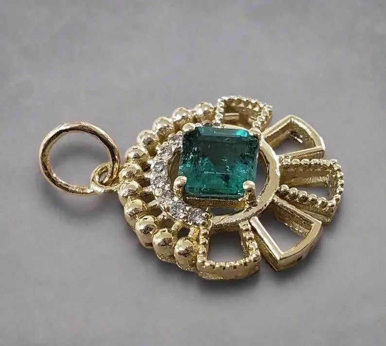 Emerald 14k Gold Pendant: Diamond Halo, Handmade Vintage Style - K Jewelry Accessories