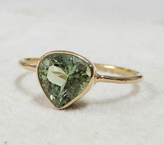 18k Gold Aquamarine Ring: Mint Green Gemstone, Thin Band - K Jewelry Accessories
