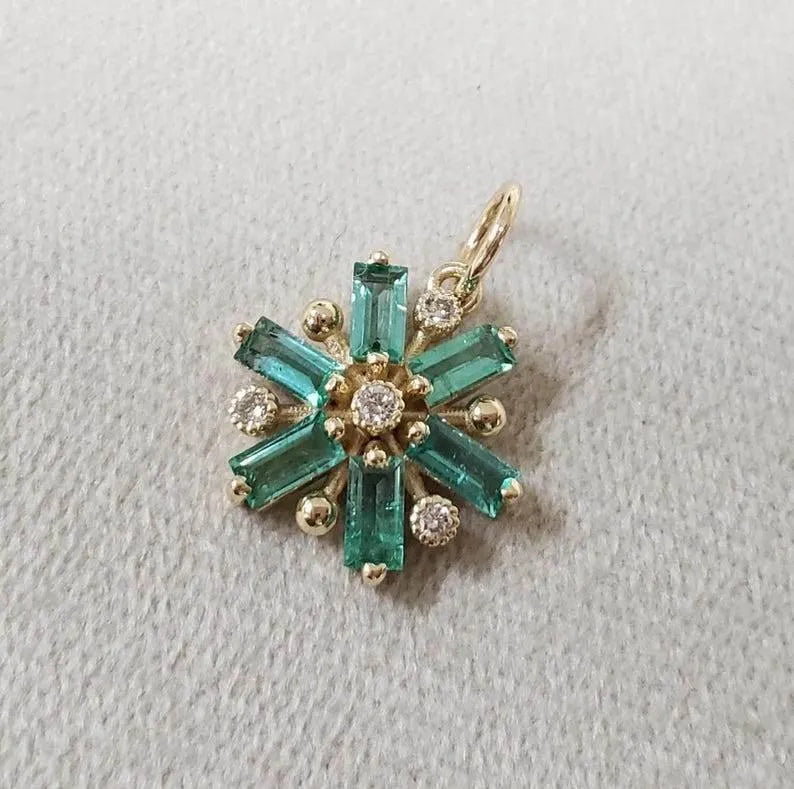Emerald Starburst Pendant Necklace: 14K Gold Diamond Charm, Mid-Century Modern - K Jewelry Accessories