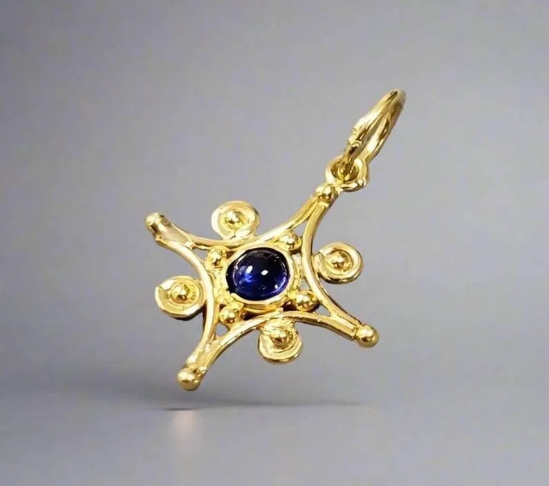 Floral 18k Gold Blue Sapphire Pendant: Handmade Cabochon Jewelry - K Jewelry Accessories