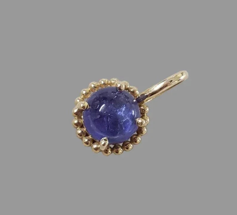 14 Karat Gelbgold Tansanit Charm-Anhänger