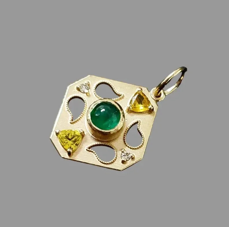 Vintage-Inspired 14K Gold Cabochon Emerald Pendant - K Jewelry Accessories
