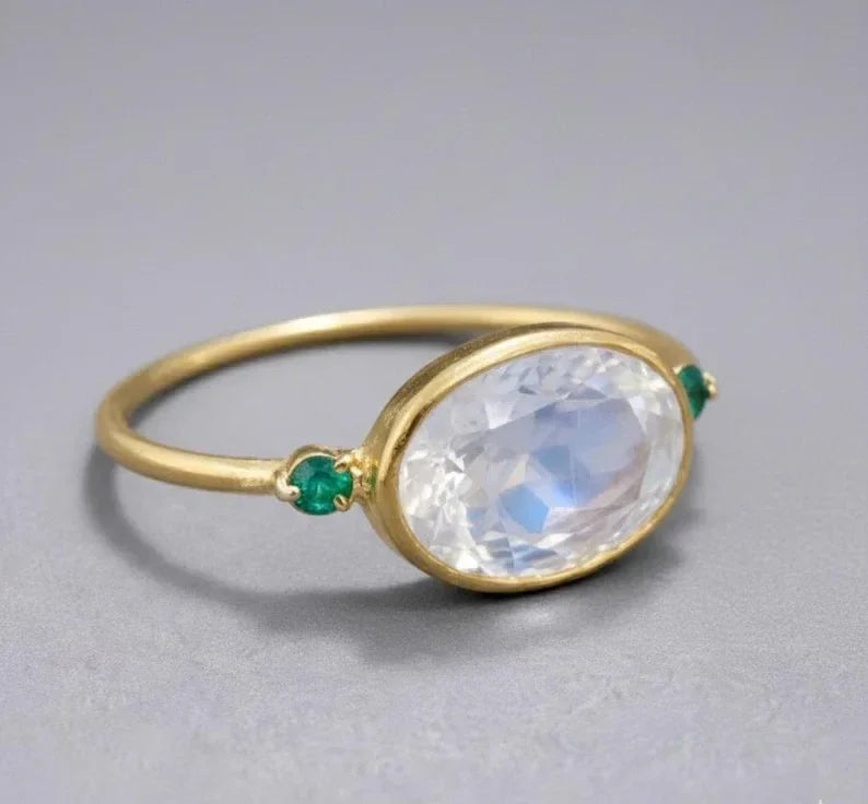 14K Gold Rainbow Moonstone & Emerald Ring