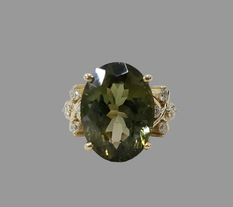 Teal Green Tourmaline With Diamond Ring in 14K Gold