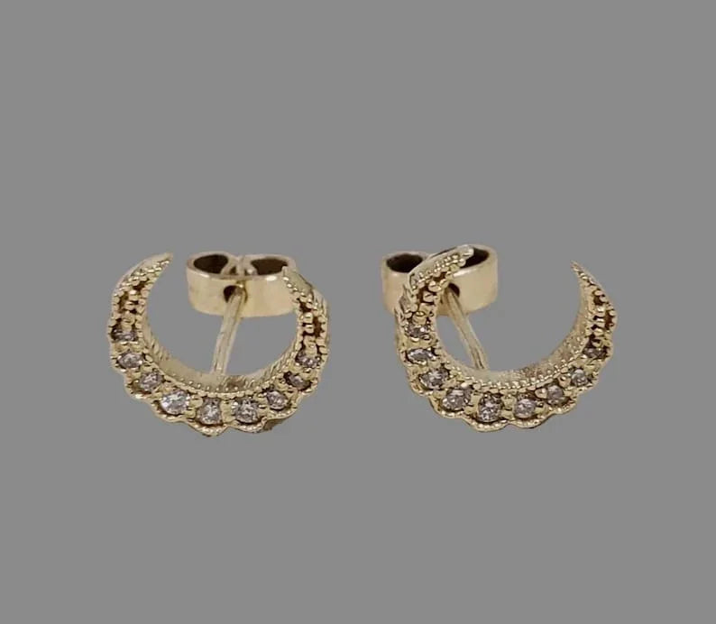 Runder Tansanit-Ohrring aus 14 Karat Gold