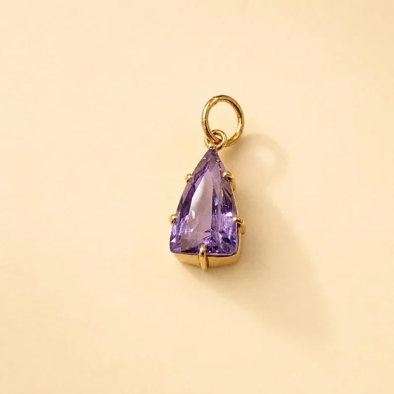 Dainty 14k Gold Purple Amethyst Pendant