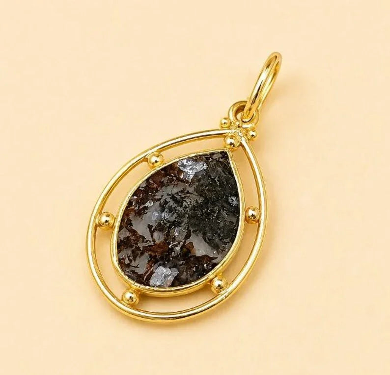 Natural Rustic Slice Diamond Pendant in 18k Gold: Dainty Jewelry