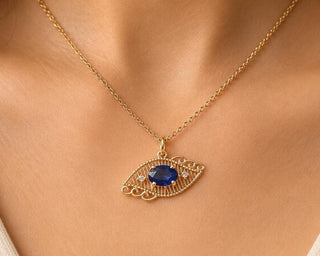 Pendentif œil protecteur en or 14 carats : Breloque en saphir bleu naturel
