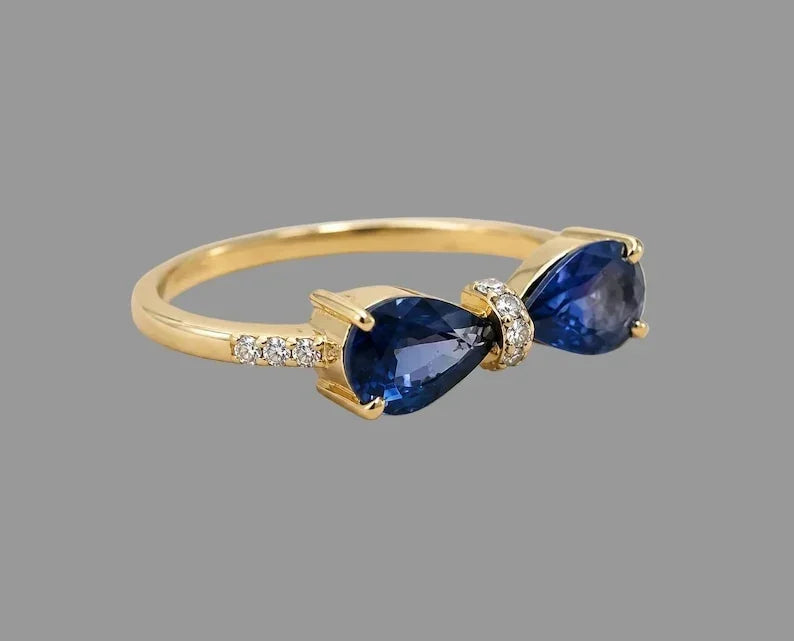 Infinity Blue Sapphire & Diamond Ring in Solid 14k Gold