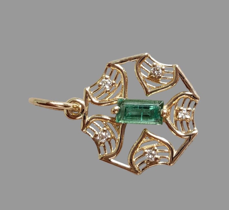 Pendentif en or 14 carats avec rubis et émeraude