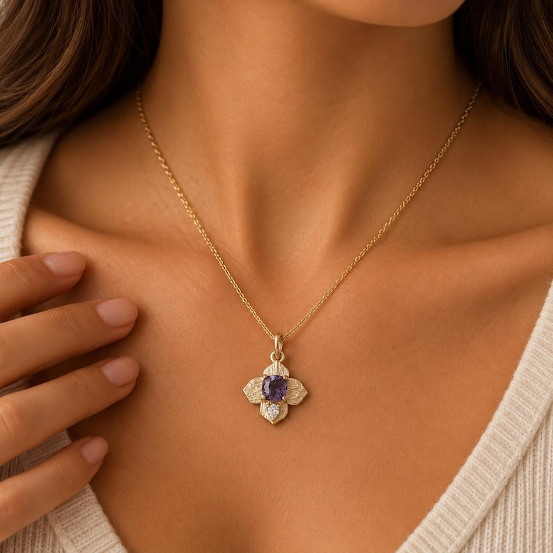 Charm spinelle rose en or 14 carats