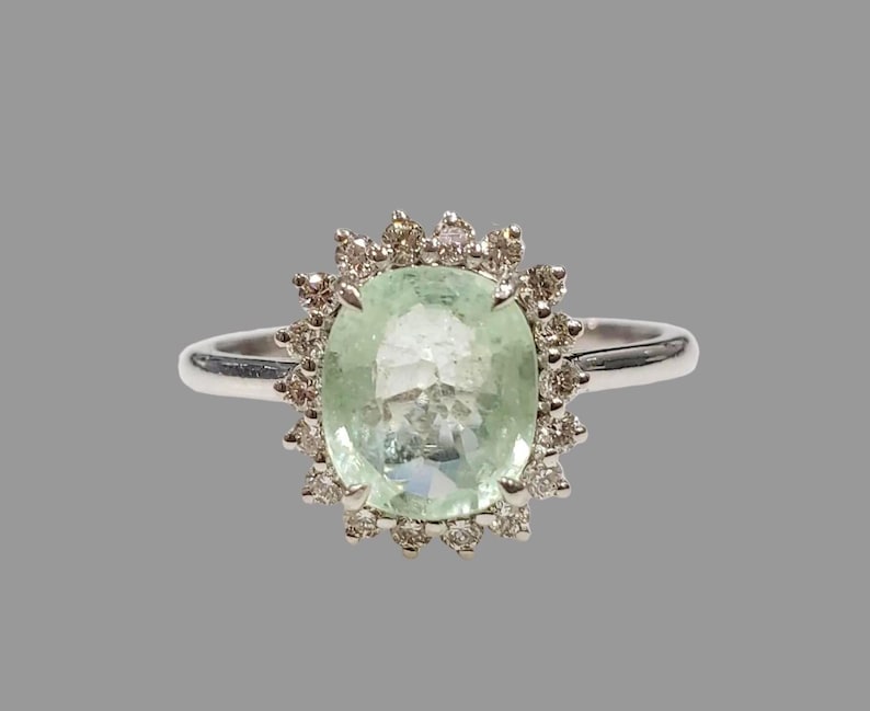 18k White Gold Paraiba Tourmaline & Diamond Ring