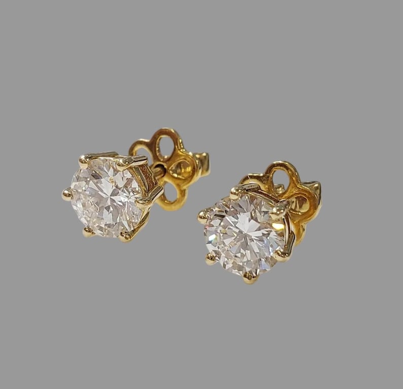 1 Carat Size IGI Certified Lab Grown Diamond 14k Gold Studs (1 Pair)