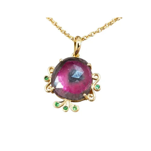 Pendentif papillon en tourmaline rose et or 14 carats