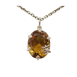 Collier pendentif cœur en or 14 carats et citrine : bijou en pierre précieuse sertie à griffes