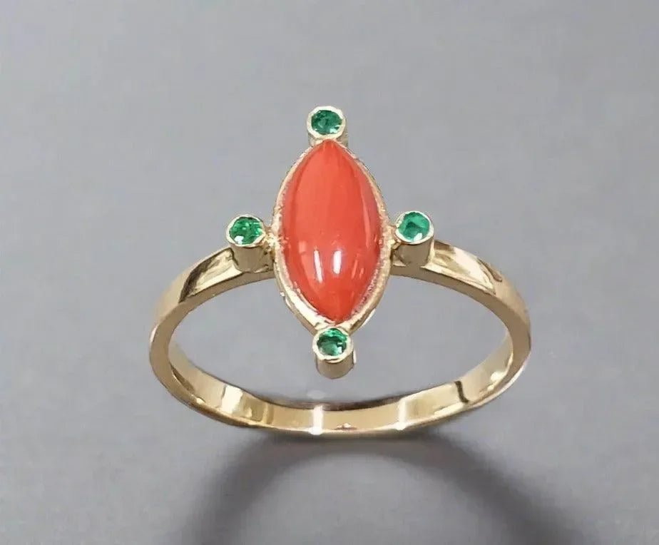 14k Gold Coral with Emerald Ring - K Jewelry Accessories