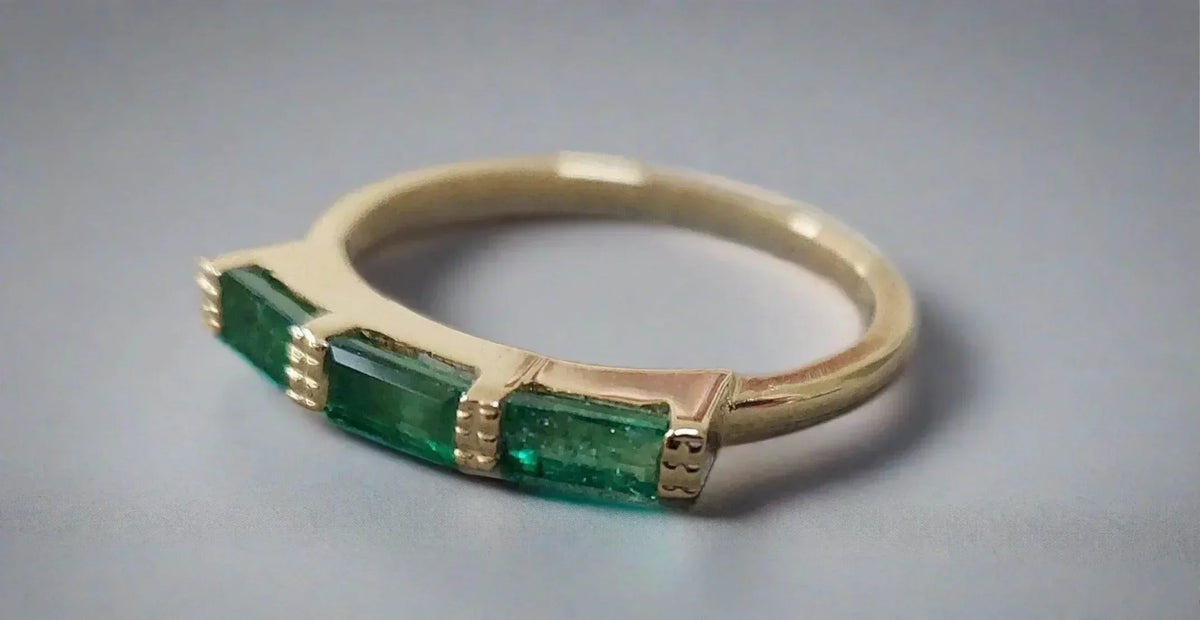 14k Gold Zambian Baguette Emerald Ring - K Jewelry Accessories