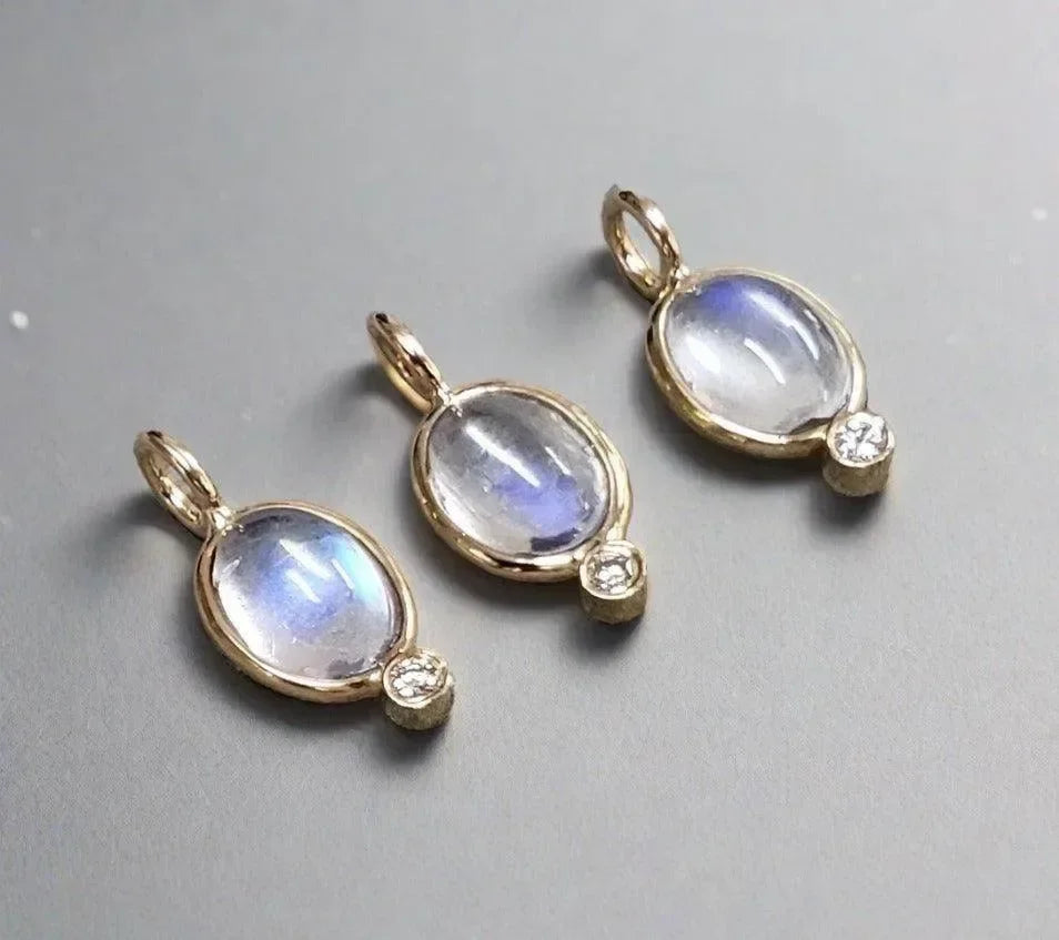 14k Gold Blue Schiller Moonstone Charm Pendant - K Jewelry Accessories