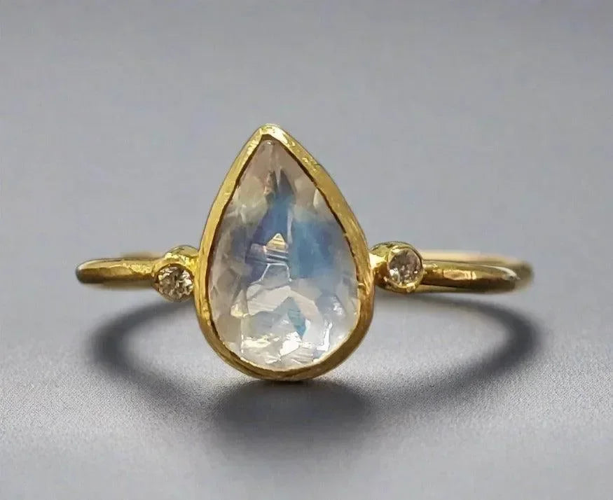 18k Gold Moonstone Ring With Diamonds - K Jewelry Accessories