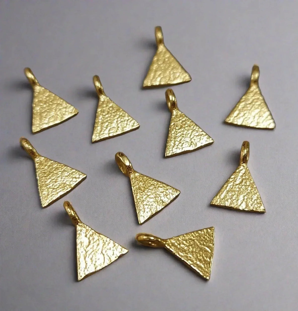 5.5 mm Gold Vermeil Triangle Charm Dainty multipurpose use - K Jewelry Accessories