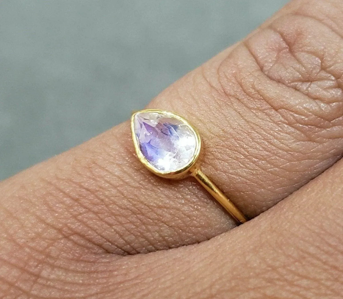 18k Gold Rainbow Moonstone Ring - K Jewelry Accessories