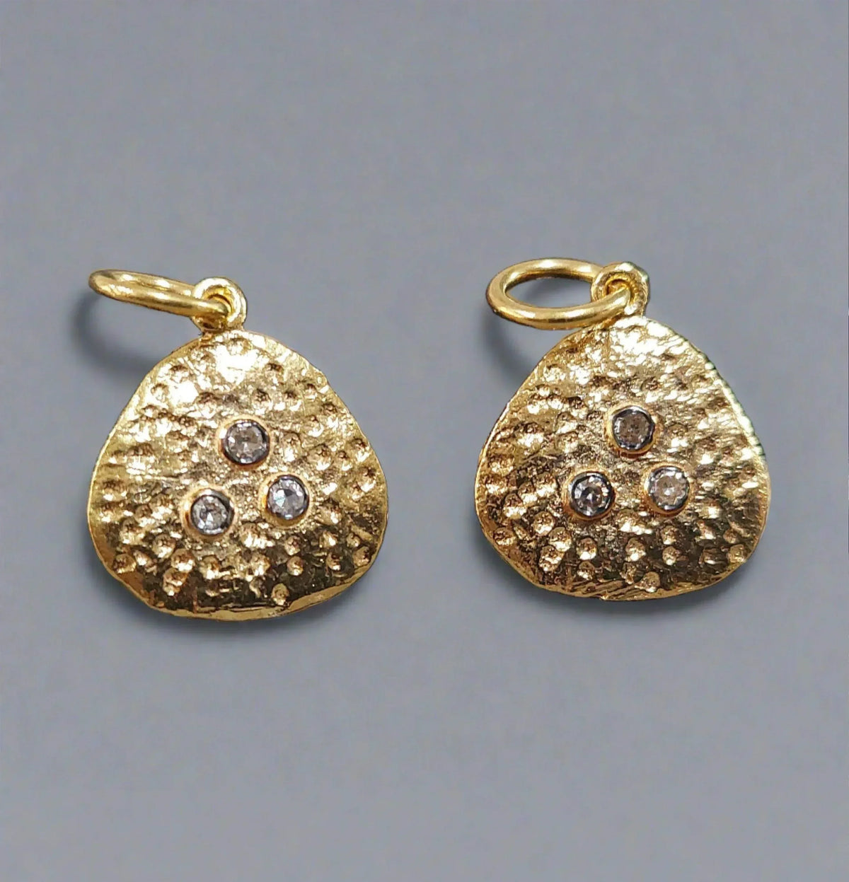 Hammered 14k Gold Diamond Pendant 3 stone charm - K Jewelry Accessories