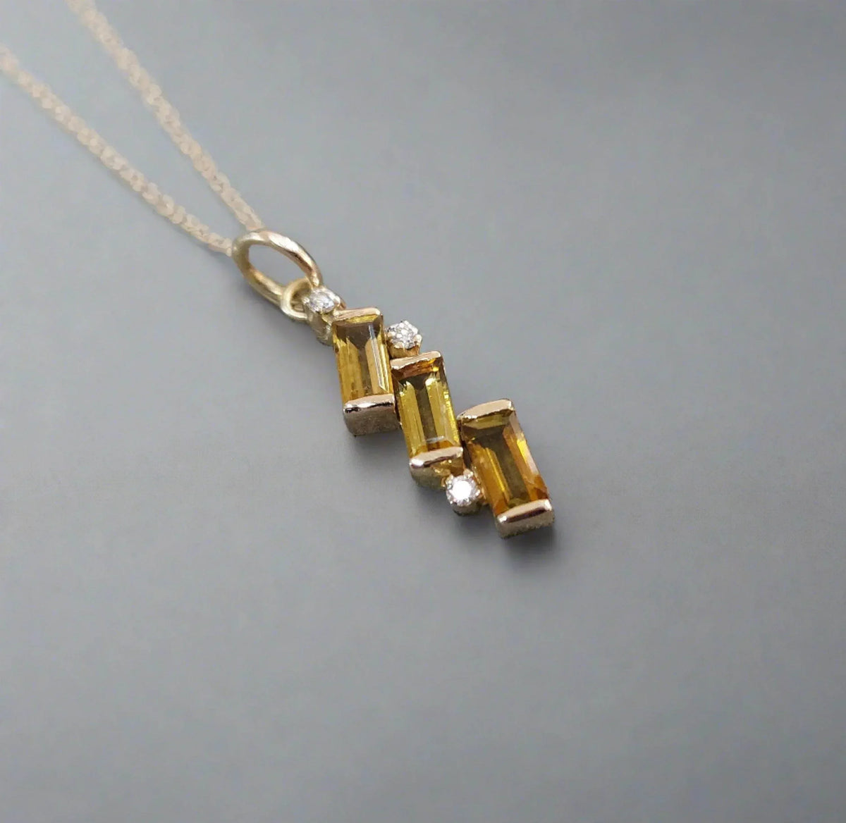 18k Gold Yellow Tourmaline & Diamond Pendant 3 stone - K Jewelry Accessories
