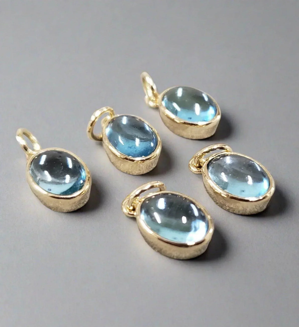 14k Gold Swiss Blue Topaz Pendant - K Jewelry Accessories