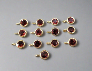 18k Gold Round Red Garnet Charm - K Jewelry Accessories