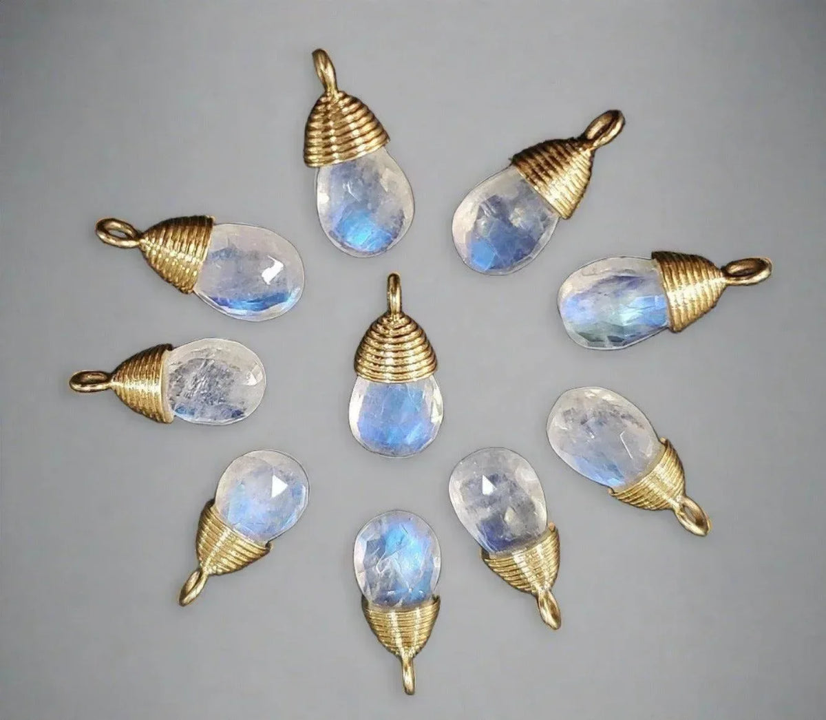 14k Gold Rainbow Moonstone Teardrop Charm Pendant - K Jewelry Accessories