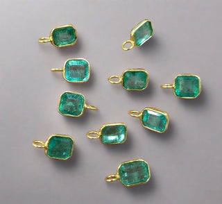 18k Gold Zambian Emerald Charm - K Jewelry Accessories