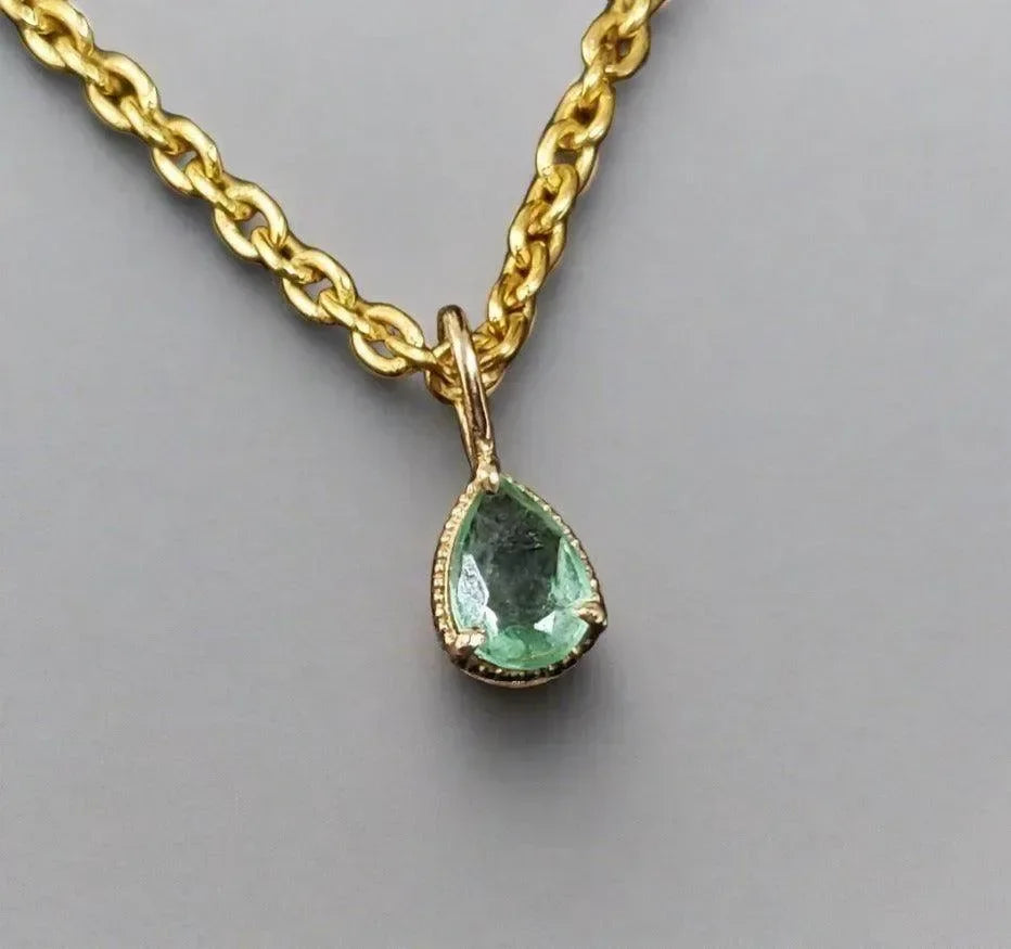 14k Gold Emerald Pendant Charm Pear shape - K Jewelry Accessories
