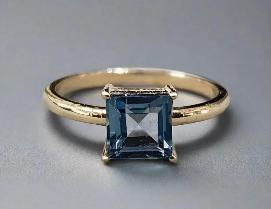 14k Gold London Blue Topaz Ring - K Jewelry Accessories